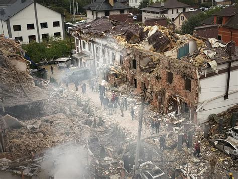 Fotografia zničeného Nemeckého domu v Brne po bojoch