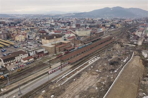 Mapa železničného uzla Bratislava s vyznačenými modernizovanými úsekmi