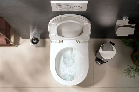 Závesné WC so skrytým úložným priestorom
