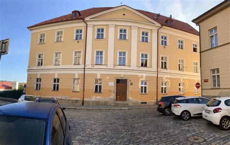 Historická budova evanjelickej školy v obci Píla