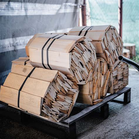 Logistika a dodávka drevených obkladov