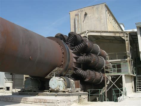 Moderné rotačné pece na výrobu cementu