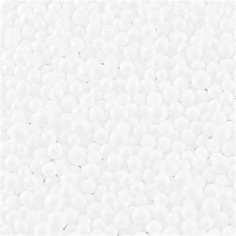 Proces predpenenia polystyrénových perličiek