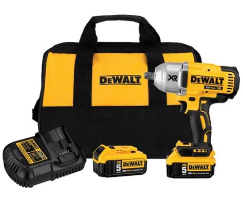 Detail ovládania a LED osvetlenia DeWalt DCF899P2