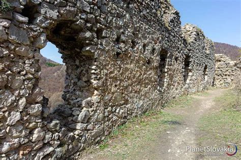 Detailný pohľad na štruktúru paropriepustnej fólie