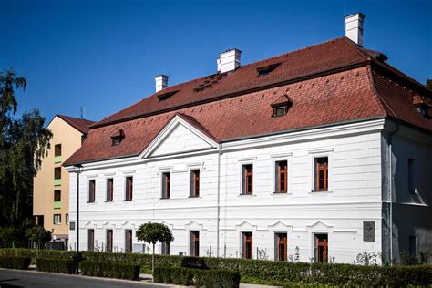 Historická budova Župného domu v Liptovskom Mikuláši po rekonštrukcii