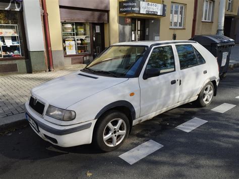 Rôzne karosárske varianty Škoda Felicia