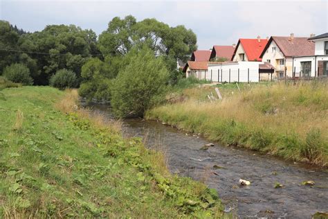 Oblasť Natura 2000 Biely Váh a železničná trať