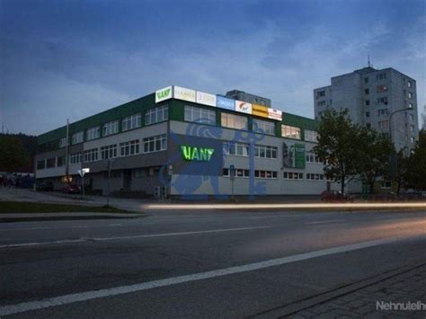 Vizualizácia átria v administratívnom komplexe Interpolis