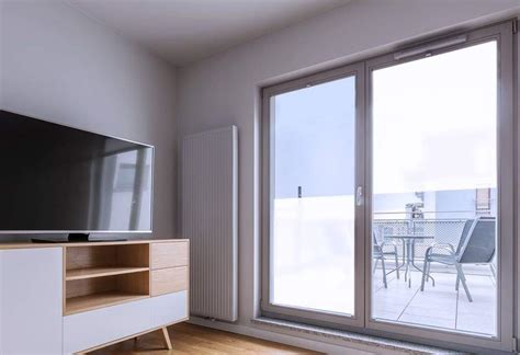 Inteligentné sklo meniace priehľadnosť stlačením tlačidla