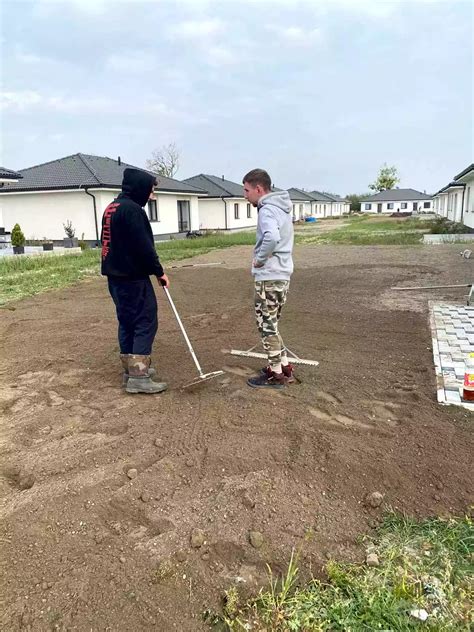 Ukážka správnej úpravy terénu s drenážou