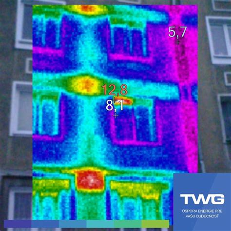Termovízne snímky tepelných mostov na dverách a v ich okolí