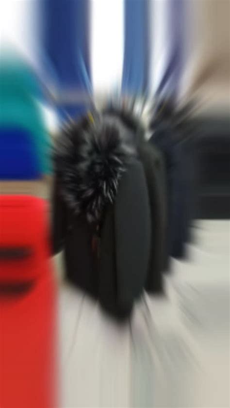 Vzorky Marmolea v rôznych farbách a štruktúrach
