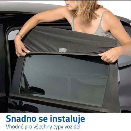 Poškodený rám panoramatického okna v aute